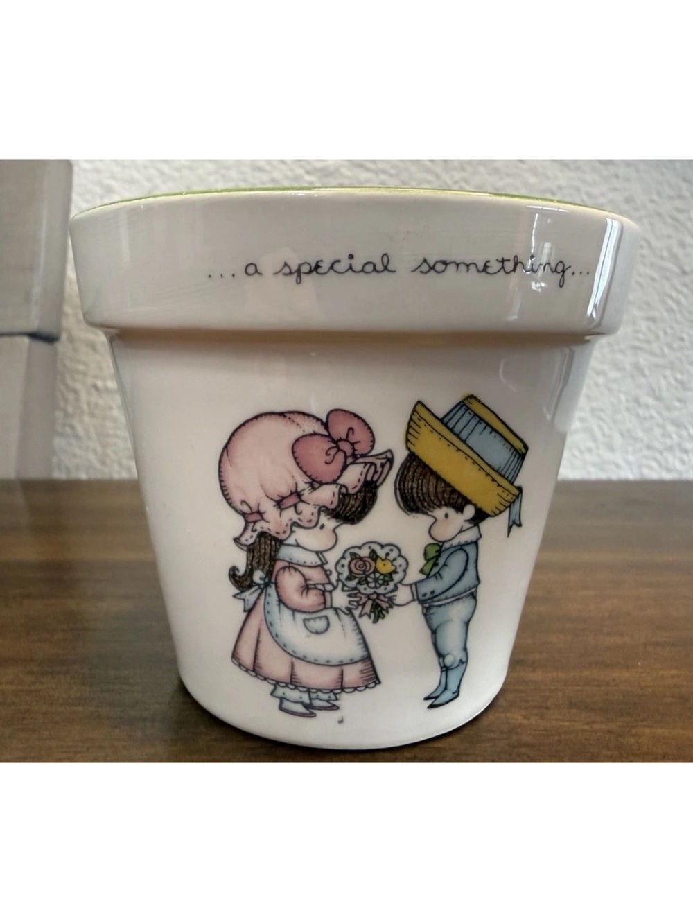 Joan Walsh Anglund Flower Pot A SPECIAL SOMETHING 1970s JAPAN
3 in Grandma